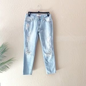 RSQ Brooklyn Slouch Distressed Denim Light Jean‎